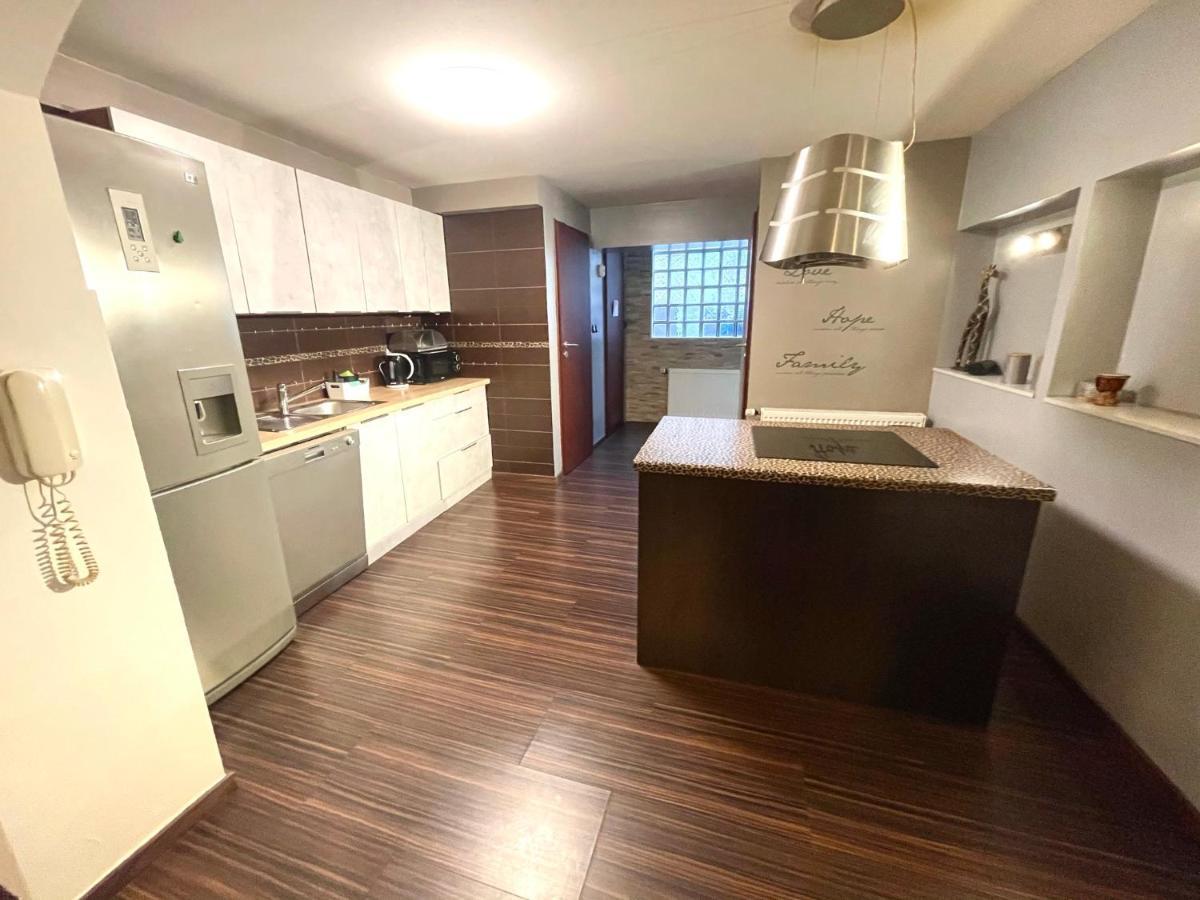 Apartment Big Dreams